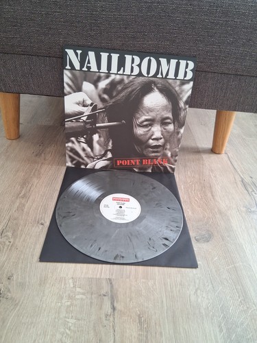 Nailbomb point blank vinyl - point,